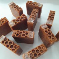 FORMULATION Salted Caramel Beekeeper's Soap